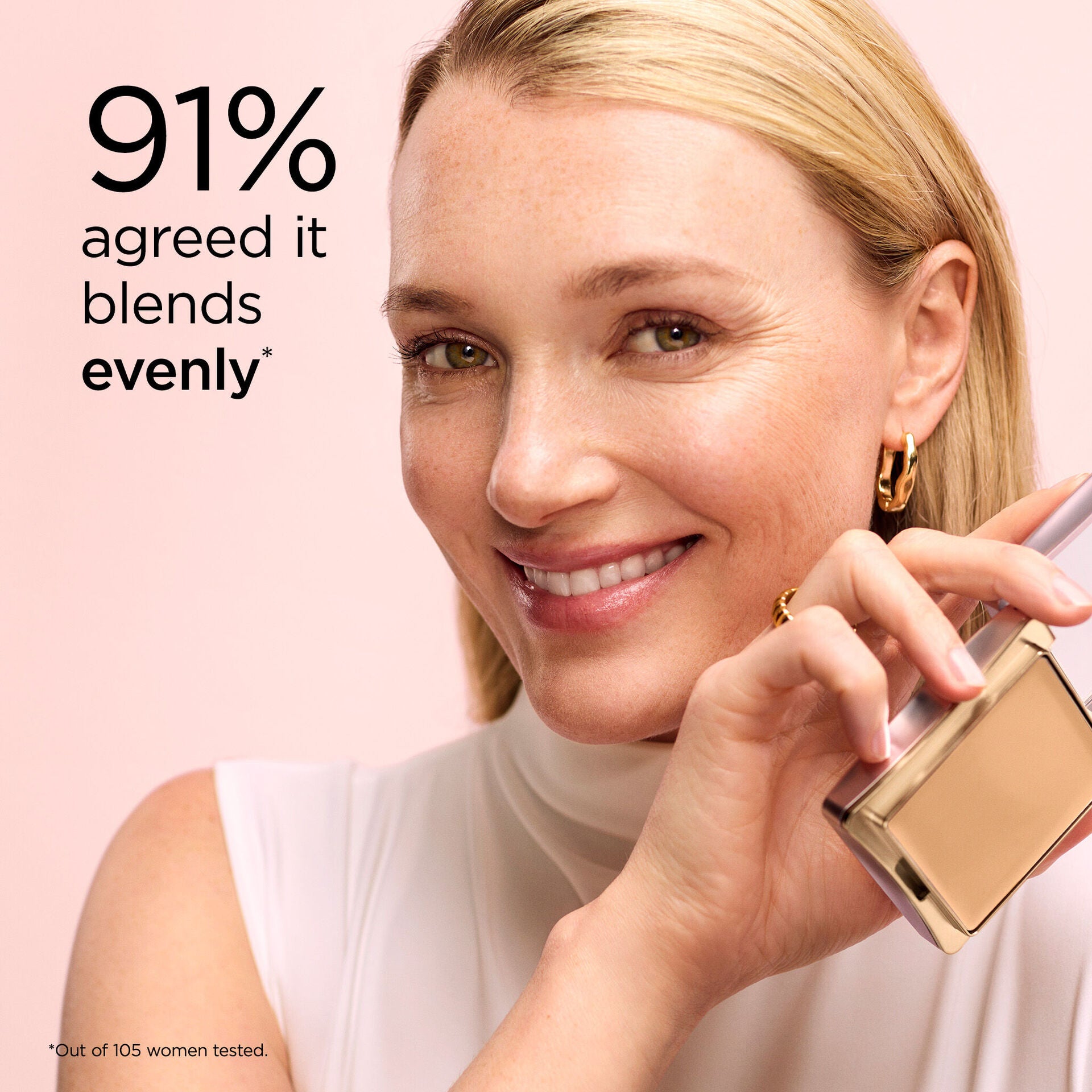 Flawless Finish Sponge-On Cream Makeup - Image 26